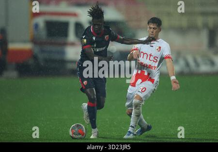 Nis, Serbie. 26 octobre 2025. Le Bajo Mahmudu de Crvena Zvezda lors d'un match de football serbe entre Crvena Zvezda (Red Star) et Radnicki Nis Banque D'Images