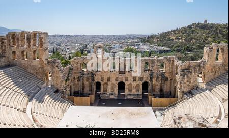 Vue panoramique de l'Odéon d'Hérode Atticus sur l'Acropole d'Athènes, Grèce Banque D'Images