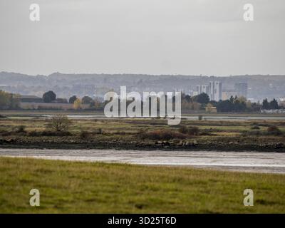 Gillingham, Kent, Royaume-Uni. 30 octobre 2025. Météo Royaume-Uni : après-midi nuageux à Gillingham, Kent. Crédit : James Bell/Alamy Live News Banque D'Images