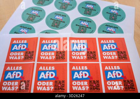 Autocollants de la campagne Campact contre les dons du parti par l'entrepreneur Theo Mueller Banque D'Images