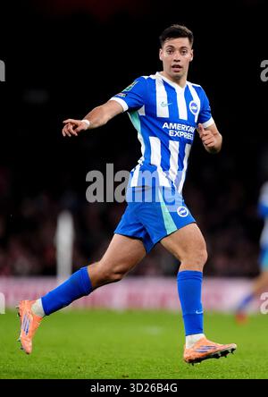 Stefanos TZIMAS de Brighton et Hove Albion lors du match de quatrième tour de la Carabao Cup à l'Emirates Stadium de Londres. Date de la photo : mercredi 29 octobre 2025. Banque D'Images