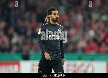 Octobre 29 2025 : /#5/ /0s22l#3/ // pendant un match de la DFB Cup, 1. FSV Mainz 05 vs Stuttgart, au Mew Arena, Mayence, Allemagne. Ulrik Pedersen/CSM Banque D'Images