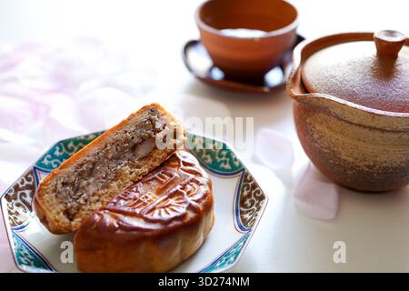 Mooncake, une pâtisserie chinoise traditionnelle Banque D'Images