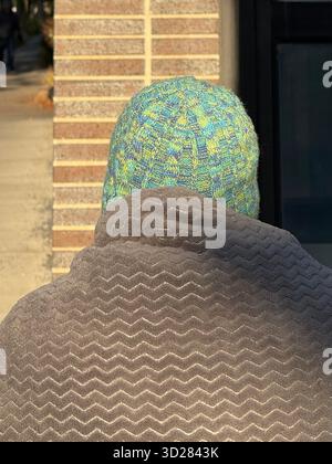 Personne âgée vue de dos Banque D'Images