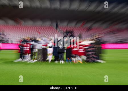 COLOGNE, ALLEMAGNE - 31 OCTOBRE 2025 : le match des femmes Bundesliga 1.FC Koeln vs 1. FC Nuernberg au stade Franz Kremer Banque D'Images