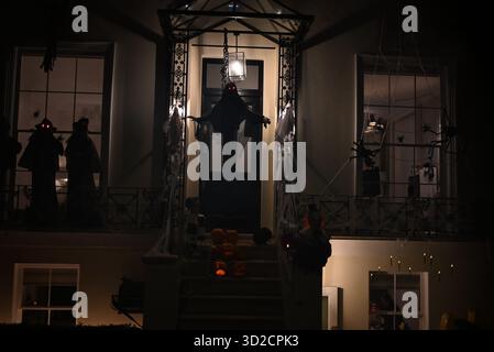 Londres, Grande-Bretagne, Royaume-Uni. 31 octobre 2025. Nuit d'Halloween à Londres. (Crédit image : © Laura Chiesa/Pacific Press via ZUMA Press Wire) USAGE ÉDITORIAL SEULEMENT ! Non destiné à UN USAGE commercial ! Banque D'Images