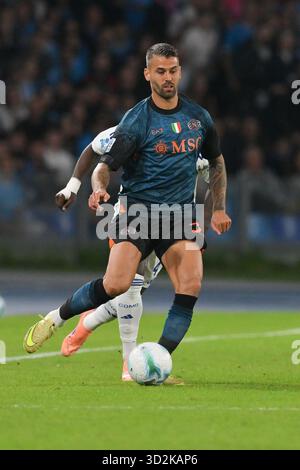 1er novembre 2025, Diego Armando Maradona Stadium, Naples, Italie ; Serie A Enilive Football match ; Napoli contre Côme ; Leonardo Spinazzola de SSC Napoli Banque D'Images
