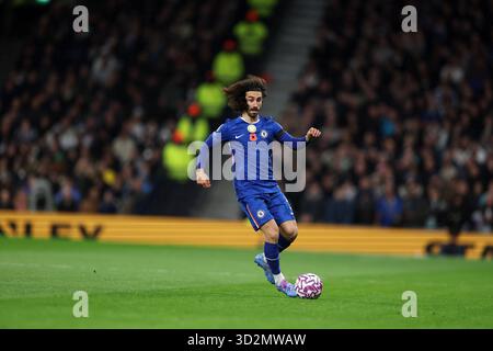 Londres, Royaume-Uni. 01 novembre 2025. Marc Cucurella de Chelsea en action. Premier League match, Tottenham Hotspur contre Chelsea au Tottenham Hotspur Stadium à Londres le samedi 1er novembre 2025. Cette image ne peut être utilisée qu'à des fins éditoriales. Usage éditorial exclusif photo par Andrew Orchard/Alamy Live News Banque D'Images