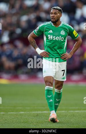 LONDRES, Royaume-Uni - 2 novembre 2025 : Joelinton de Newcastle United lors du match de premier League entre West Ham United FC et Newcastle United FC au London Stadium (crédit : Craig Mercer/ Alamy Live News) Banque D'Images