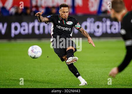Utrecht, pays-Bas. 02 novembre 2025. UTRECHT, PAYS-BAS - 2 NOVEMBRE : Tjaronn Chery de NEC tourne lors du match Néerlandais Eredivisie entre le FC Utrecht et NEC Nimègue au Stadion Galgenwaard le 2 novembre 2025 à Utrecht, pays-Bas. (Photo de Broer van den Boom/Orange Pictures) crédit : Orange pics BV/Alamy Live News Banque D'Images