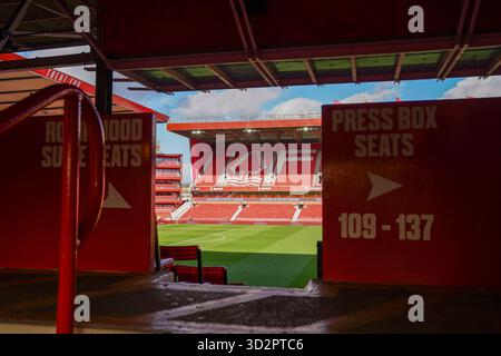 West Bridgford, Royaume-Uni. 01 novembre 2025. Vue générale à l'intérieur du stade pendant le match de Nottingham Forest contre Manchester United premier League au City Ground, West Bridgford, Angleterre le 1er novembre 2025 crédit : Eleanor Hoad/Every second Media crédit : Every second Media/Alamy Live News Banque D'Images