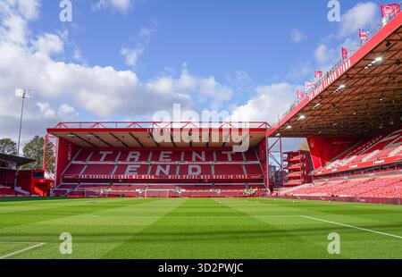 West Bridgford, Royaume-Uni. 01 novembre 2025. Vue générale à l'intérieur du stade pendant le match de Nottingham Forest contre Manchester United premier League au City Ground, West Bridgford, Angleterre le 1er novembre 2025 crédit : Eleanor Hoad/Every second Media crédit : Every second Media/Alamy Live News Banque D'Images