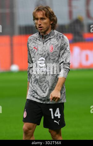 Milan, Italie, 03 novembre 2025. Luka Modric en action lors du match de Serie A entre l'AC Milan et L'AS Roma au stade Giuseppe Meazza de Milan, Italie crédit : Mairo Cinquetti/Alamy Live News Banque D'Images