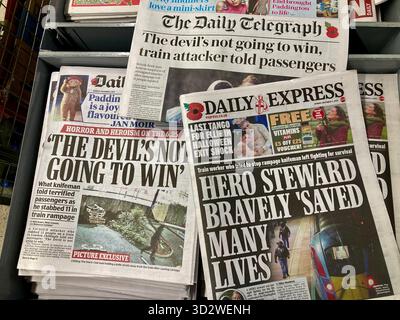 Knifeman Rampage dans le LNER à Londres et les travailleurs ferroviaires luttant pour la vie, qui dominent la une des journaux britanniques Banque D'Images