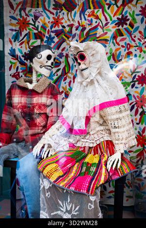 Londres, Columbia Road, célébration mexicaine de la Journée des morts, jour de la Toussaint, 1er novembre 2025. Banque D'Images