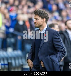 Danny Rohl, entraîneur de football pour le Rangers FC, une équipe de football de la première Division écossaise basée à Glasgow, image prise pendant un match. Banque D'Images
