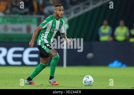 Sevilla, Espagne. 02 novembre 2025. Natan Souza du Real Betis lors du match la Liga EA Sports entre Real Betis et RCD Mallorca a joué au stade la Cartuja le 2 novembre 2025 à Séville, Espagne. (Photo de Antonio Pozo/PRESSIN) crédit : Presinphoto SPORT AGENCY/Alamy Live News Banque D'Images
