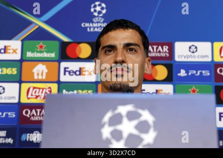 PIRÉE - Chiquinho de l'Olympiacos FC lors de la conférence de presse MD-1 avant le match de l'UEFA Champions League entre l'Olympiacos FC et le PSV Eindhoven au stade Georgios Karaiskakis le 3 novembre 2025, au Pirée, en Grèce. ANP MAURICE VAN STEEN Banque D'Images