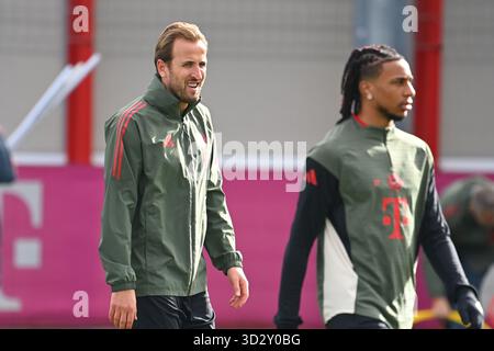 Munich, Deutschland. 03 Nov, 2025. De gauche à droite : Harry Kane (FC Bayern Munich), Michael Olise (FC Bayern Munich). Formation finale le 3 novembre 2025. Football Champions League, saison 2025/26 : Paris Saint-Germain vs FC Bayern Munich ? Crédit : dpa/Alamy Live News Banque D'Images