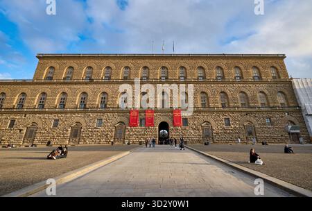 Vue extérieure du Palazzo Pitti, Florence, Toscane, Italie Banque D'Images