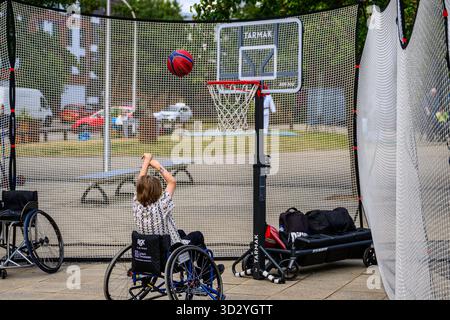 Birmingham Disability Festival pour une journée de célébration, d'autonomisation et de communauté - Aston University - samedi 5 juillet 2025 Banque D'Images