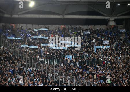 Rome, Italie. 3 novembre 2025, stade Olimpico, Rome, Italie ; Serie A Enilive Football match ; Lazio contre Cagliari ; SS Lazio's fans Credit : Roberto Ramaccia/Alamy Live News Banque D'Images