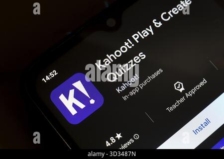 1er novembre 2024, Brésil. Dans cette illustration photo, le Kahoot! le logo de l'application s'affiche sur l'écran d'un smartphone Banque D'Images