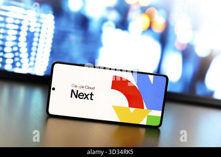 27 août 2024, Paraguay. Dans cette illustration photo, le logo Google Cloud Next s'affiche sur l'écran d'un smartphone Banque D'Images