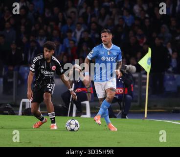 Naples, Naples, Italie. 4 novembre 2025. Matteo Politano de la SSC Napoli lors du match de Ligue des Champions entre Napoli et Eintracht Francfort le 4 novembre 2025, au stade Diego Armando Maradona de Naples. Photo : (crédit image : © Fabio Sasso/ZUMA Press Wire) USAGE ÉDITORIAL SEULEMENT ! Non destiné à UN USAGE commercial ! Banque D'Images
