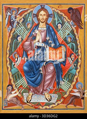 Bologne, Italie - 18 avril 2018 : l'icône du Christ sur le trône de la puissance avec les symboles des quatre évangélistes à l'église Chiesa di San Pietro par Banque D'Images