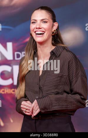 Viviane Geppert BEI der Premiere des Kinofims Das Leben der Wünsche im Mathäser Filmpalast. München, 04.11.2025 *** Viviane Geppert à la première du film Das Leben der Wünsche au Mathäser Filmpalast Munich, 04 11 2025 Foto :Xn.xKolinzx/xFuturexImagex wuensche 5136 Banque D'Images