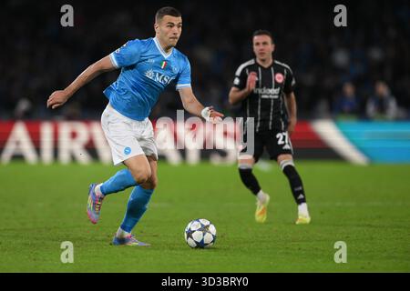 4 novembre 2025, Diego Armando Maradona Stadium, Naples, Italie ; UEFA Europa League Football match ; Napoli contre Francfort ; Alessandro Buongiorno de SSC Banque D'Images
