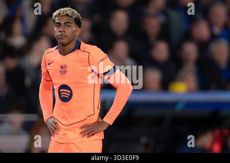 Bruges, Belgique. 05 novembre 2025. BRUGES, BELGIQUE - 5 NOVEMBRE : Lamine Yamal du FC Barcelone réagit lors du match MD4 de la phase de la Ligue des champions 2025/26 de l'UEFA entre le Club Brugge KV et le FC Barcelone au Jan Breydelstadion le 5 novembre 2025 à Bruges, Belgique. (Photo de Joris Verwijst/Orange Pictures) crédit : Orange pics BV/Alamy Live News Banque D'Images