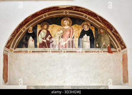 Madonna col bambino con un frate domenicano, S. Giacomo maggiore, S. Tommaso d'Aquini, S. Leonardo e un committente - affresco - Paterniano Fanelli Banque D'Images