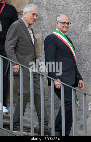 Roma, Latium. 06 novembre 2025. L'acteur américain Robert de Niro reçoit l'honneur Lupa Capitolina des mains du maire de Rome Roberto Gualtieri au Campidoglio. Rome (Italie), 06 novembre 2025 crédit : massimo insabato/Alamy Live News Banque D'Images