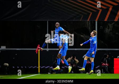 Braga, Portugal - 6 novembre : Yira Sor de KRC Genk marque le premier but de l’équipe lors du match MD4 de l’UEFA Europa League 2025/26 League phase entre SC Braga et KRC Genk au Estádio Municipal de Braga le 6 novembre 2025 à Braga, Portugal. (Photo de Pedro Loureiro/Eurasia Sport images) Banque D'Images