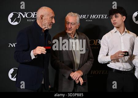 News - ouverture de l'hôtel Nobu à Rome Meir Teper et Robert de Niro assistent à l'ouverture de l'hôtel Nobu à l'hôtel Nobu Rome le 6 novembre 2025 à Rome, Italie Rome Nobu Hotel Italie Copyright : xDomenicoxCippitellix/xLiveMediax LPN 2126209 Banque D'Images