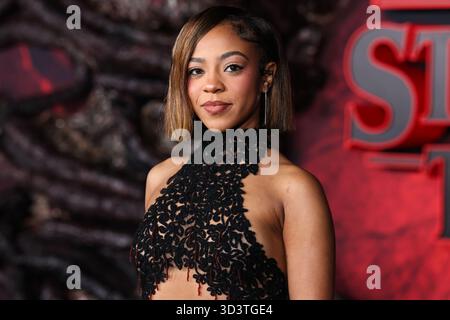 Hollywood, États-Unis. 07 novembre 2025. HOLLYWOOD, LOS ANGELES, CALIFORNIE, États-Unis - 6 NOVEMBRE : Priah Ferguson arrive à la première à Los Angeles de la saison 5 de « Stranger Things » de Netflix qui se tient au TCL Chinese Theatre IMAX le 6 novembre 2025 à Hollywood, Los Angeles, Californie, États-Unis. (Photo de Xavier Collin/image Press Agency) crédit : image Press Agency/Alamy Live News Banque D'Images