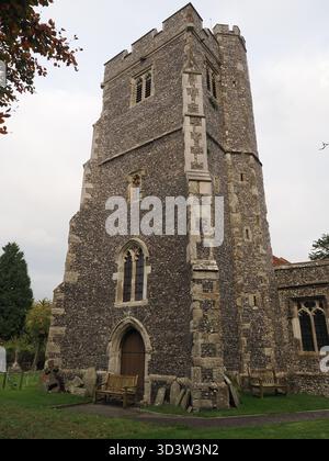Rodmersham, Kent, Royaume-Uni. 7 novembre 2025. Météo britannique : scènes d'automne à l'église St Nicholas, Rodmersham dans le Kent. Crédit : James Bell/Alamy Live News Banque D'Images