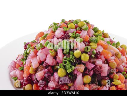 Nourriture, salade vinaigrette avec légumes bouillis sur l'assiette Banque D'Images