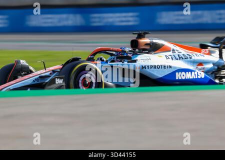Alexander Albon (THA) - Williams Racing - Williams FW47 - Mercedes lors des activités du vendredi du Grand Prix 20 MSC croisières de formule 1 São Paulo Banque D'Images