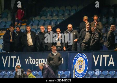 Stockport, Royaume-Uni. 08 novembre 2025. Auto Town Directors après le match de Sky Bet League 1 entre Stockport County et Luton Town au Edgeley Park Stadium, Stockport, Angleterre, le 8 novembre 2025. Photo de David Horn. Crédit : Prime Media images/Alamy Live News Banque D'Images