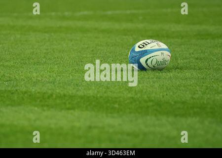 Udine, Italie. 08/11/2025, Udine, Bluenergy Stadium, QUILTER NATIONS SERIES semaine 2 : Italie vs Australie, le ballon crédit : Just Pictures GmbH/Alamy Live News Banque D'Images
