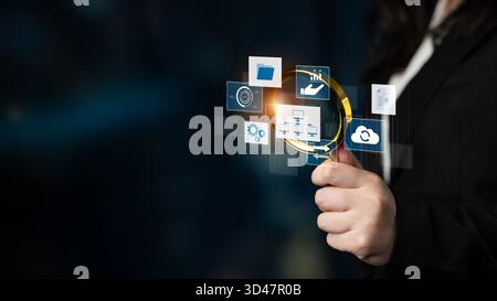 Infrastructure commerciale numérique avec système de données, analytique, synchronisation. La gestion du système améliore l'accès, la gestion du système garantit les performances, et Banque D'Images