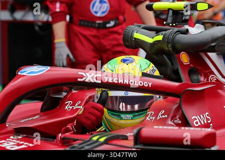 Sao Poulo, Brésil. 8 novembre 2025. Lewis Hamilton (GBR) Scuderia Ferrari SF-25 lors de la course de sprint du Grand Prix F1 du Brésil à l'Autodromo Jose Carlos Pace crédit : action plus Sports/Alamy Live News Banque D'Images
