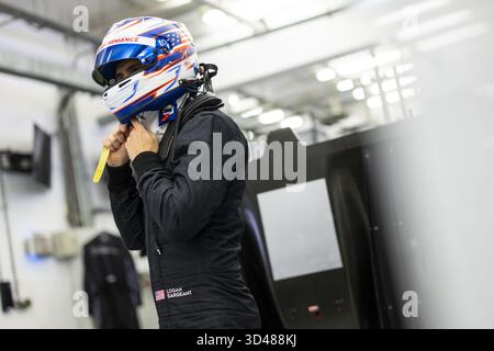SARGEANT Logan (usa), Proton Competition, Ford Mustang LMGT3 #77, LM GT3, action lors du Rookie test 2025 du Championnat du monde d'Endurance FIA 2025, le 9 novembre 2025 sur le circuit international de Bahreïn à Sakhir, Bahreïn Banque D'Images