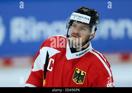 Landshut, Allemagne. 09 novembre 2025. Deutschland Cup 2025 Deutschland - Slowakei AM 09.11.2025 in der VR-Bank Landshut Arena in Landshut Moritz Mueller ( Deutschland ) Foto : Revierfoto crédit : ddp Media GmbH/Alamy Live News Banque D'Images