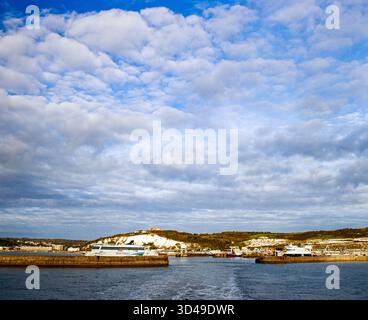 Port de Douvres, Kent, Angleterre, Royaume-Uni. Banque D'Images