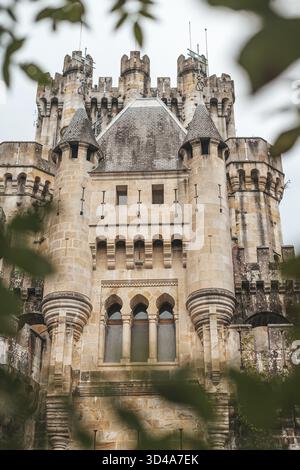 Château médiéval de Butron à Vizcaya Banque D'Images