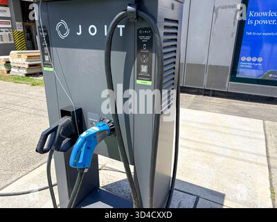 Chargeur de voiture publique pour véhicule électrique Jolly EV à Brookvale, Sydney, NSW, Australie Banque D'Images